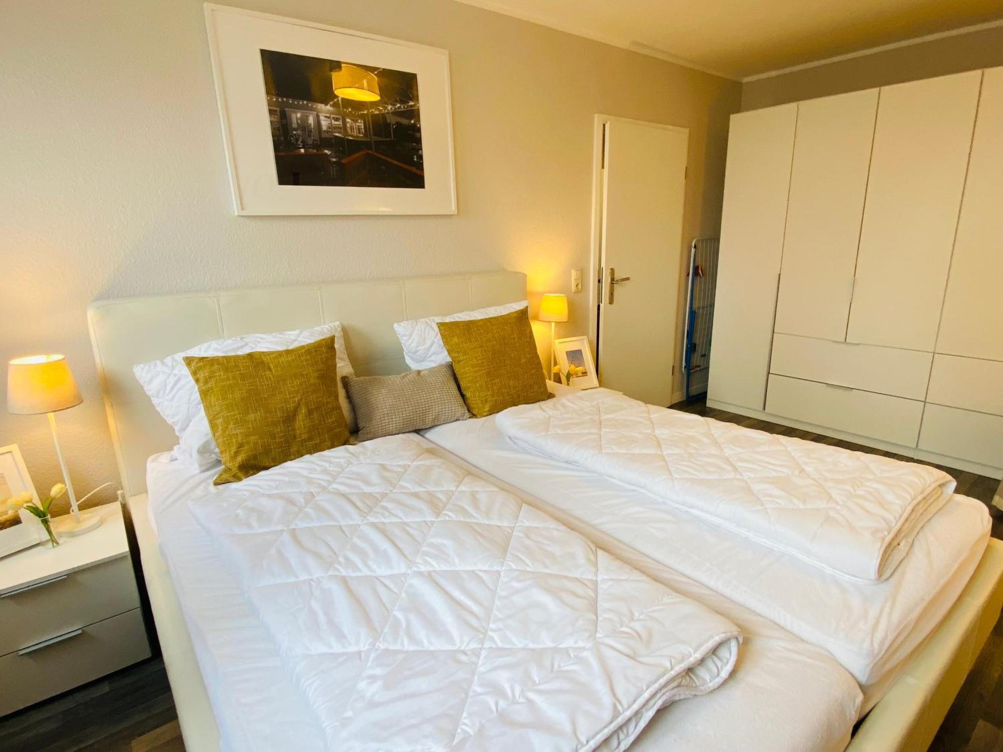 Ostseeurlaub-Goehren Ferienwohnung Sanddollar Im Haus Strandeck Esterno foto