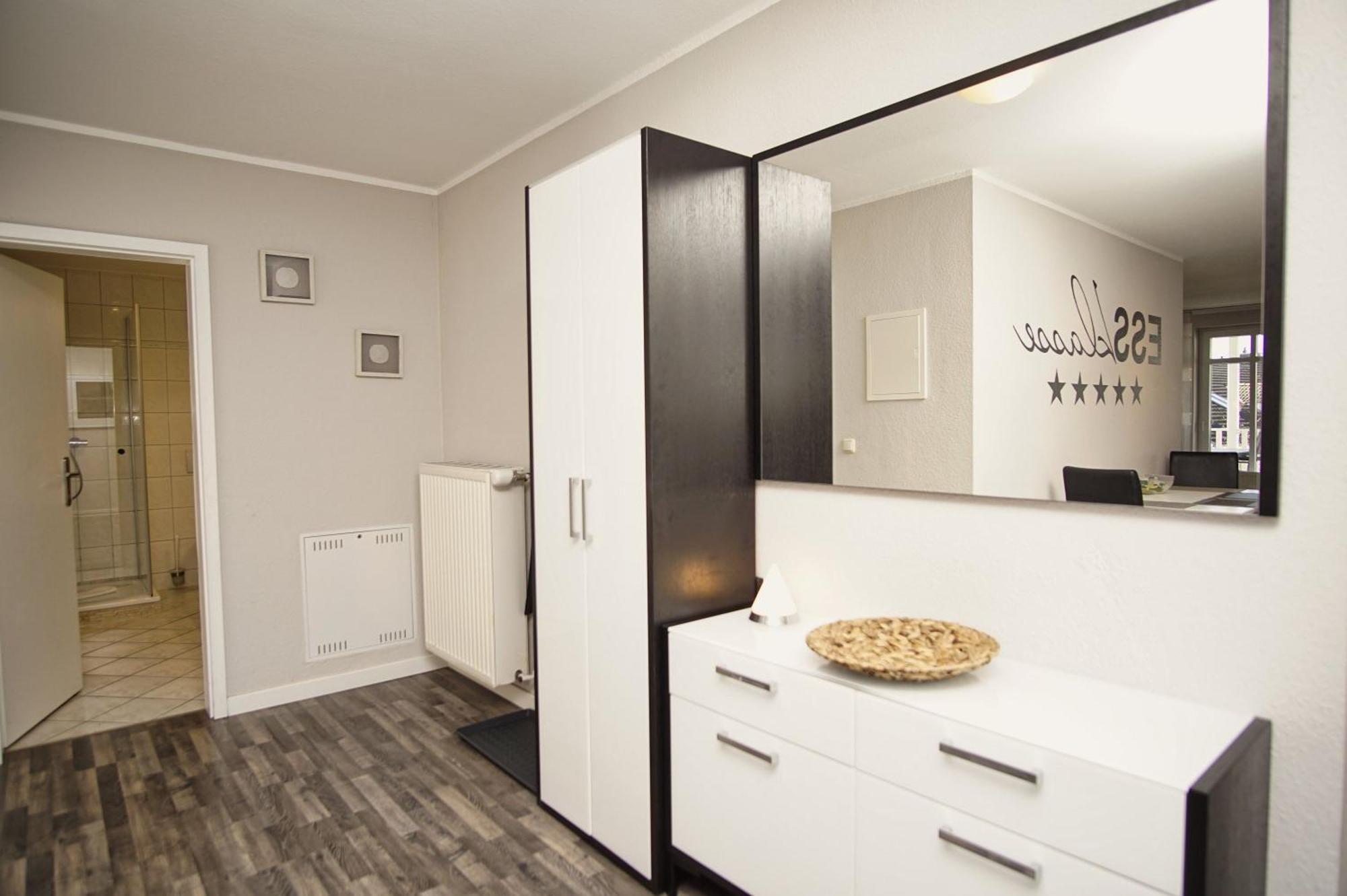 Ostseeurlaub-Goehren Ferienwohnung Sanddollar Im Haus Strandeck Esterno foto