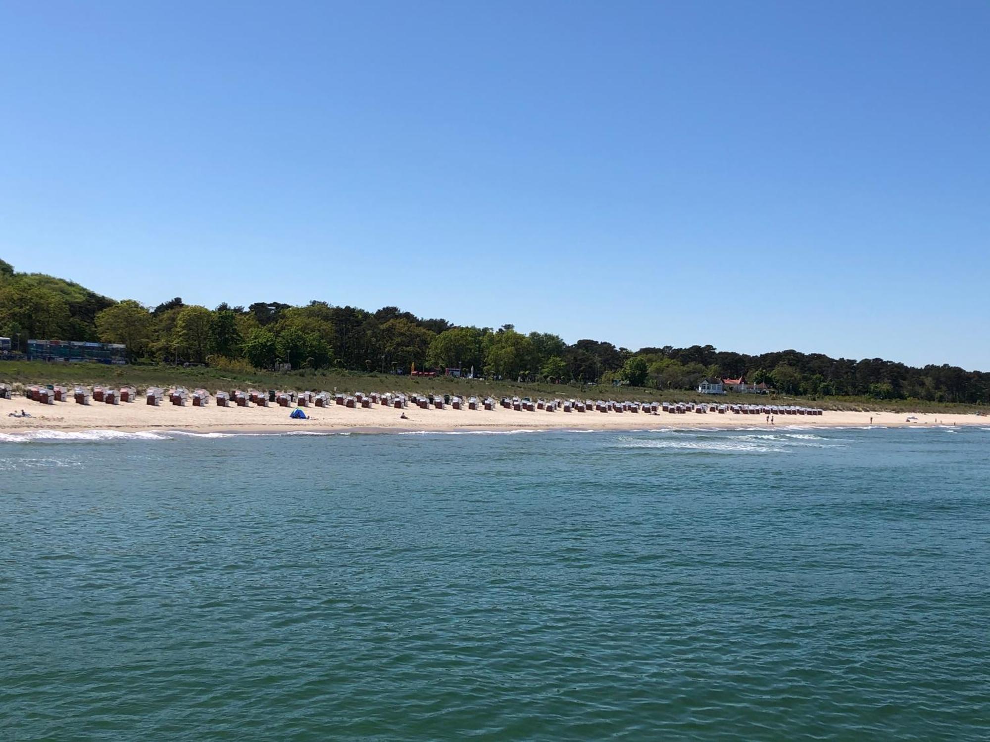 Ostseeurlaub-Goehren Ferienwohnung Sanddollar Im Haus Strandeck Esterno foto